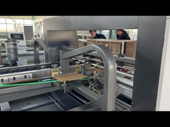 波形のカートン箱機械